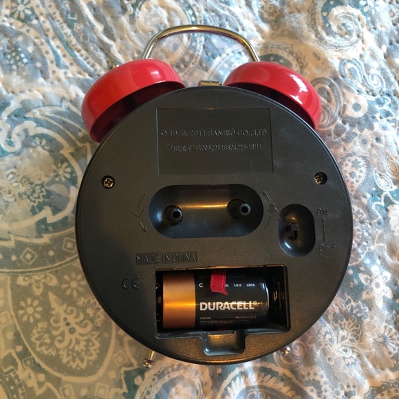 Hello kitty clock (HOST PICK) - Picture 6 of 9